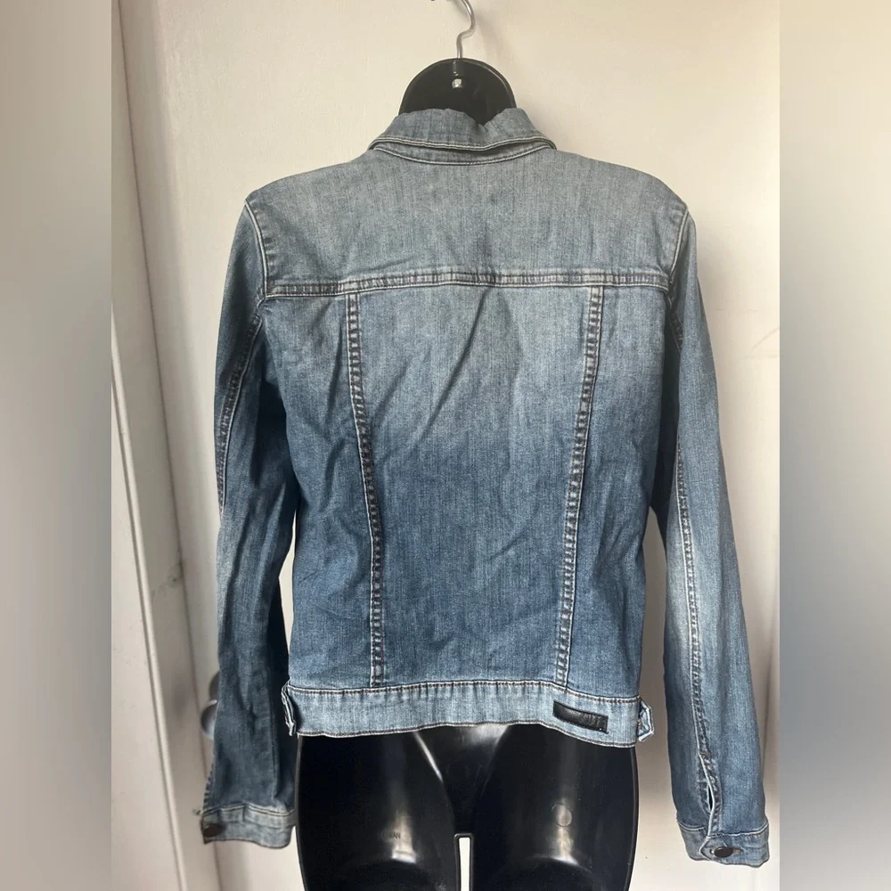 Kut from the Kloth Juko Denim Jacket Flower Embroidery sz L - Picture 7 of 16
